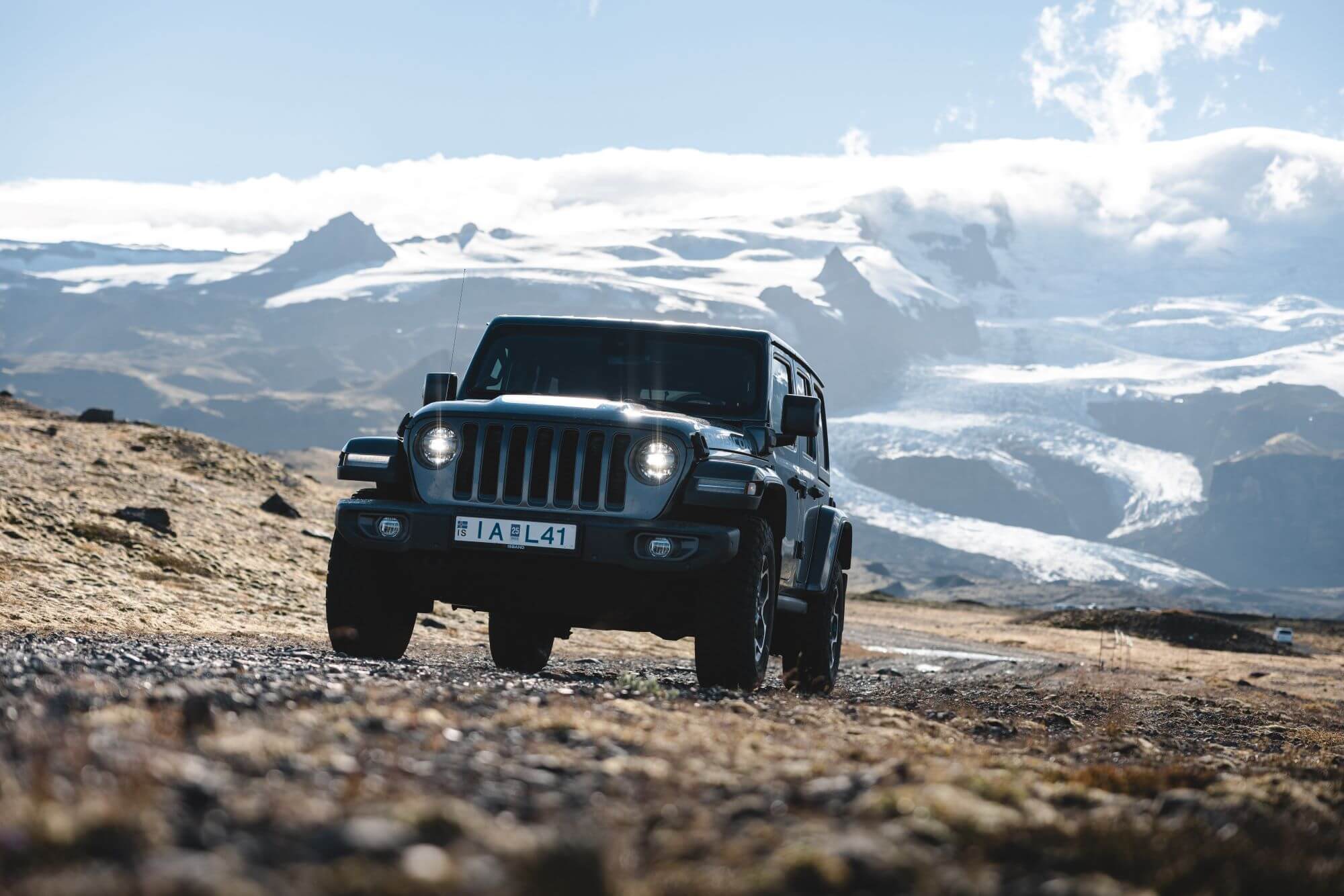 4x4 driving in the highlands in Iceland.