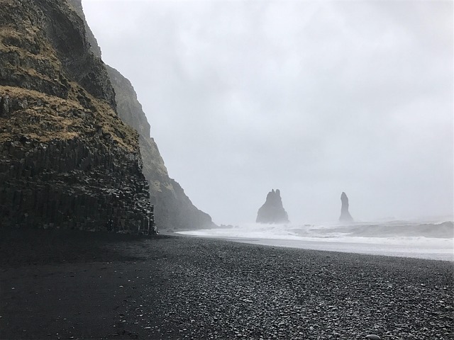 Reynisdrangar trolls