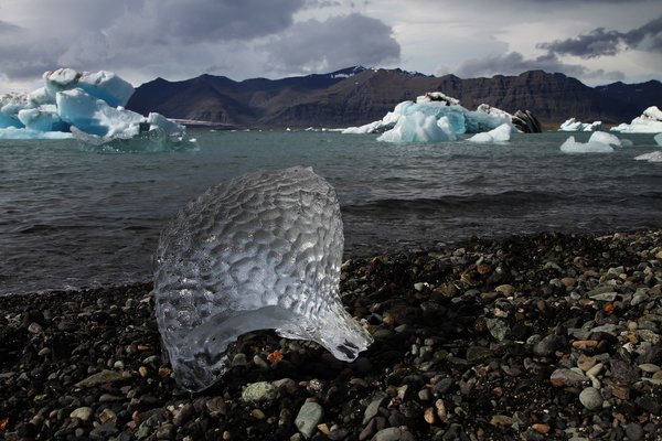 Ice on rocks at jokulsarlon iceland