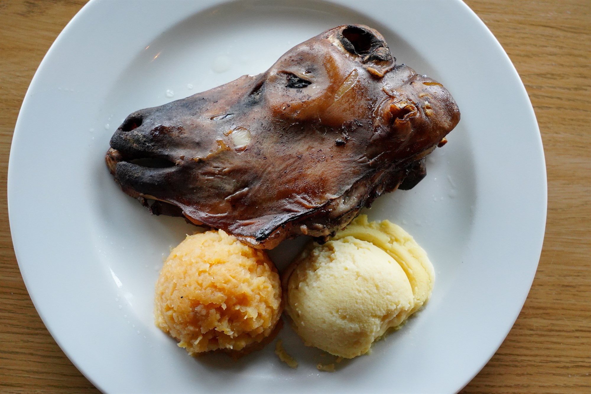 Boiled Sheep´s head is a traditonal Iceland food served on Þorri.