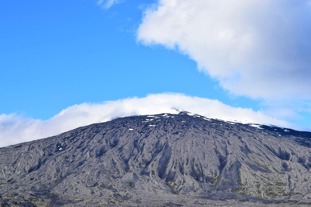 Snæfellsjökull Glacier at Snæfellsnes Peninsula. 