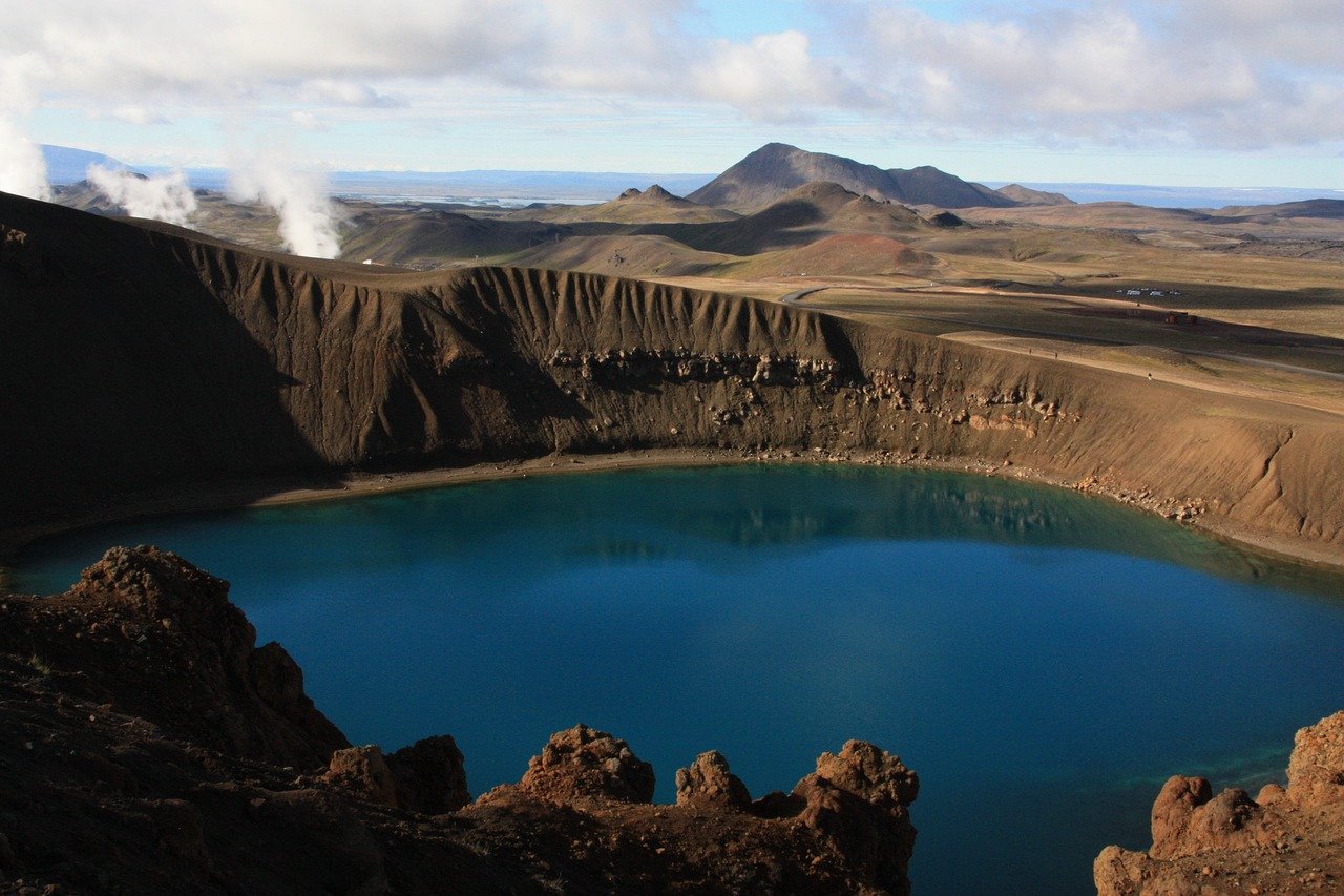 Overview image of Viti crater